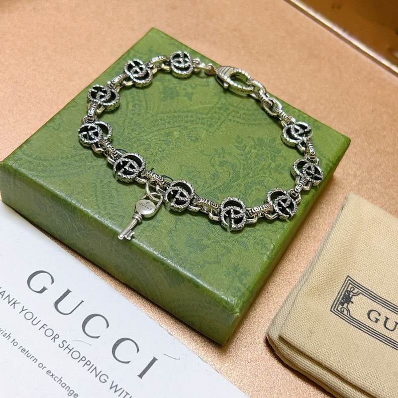 Gucci Bracelet 10yxx62